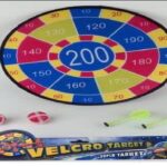לוח קליעה עם 2 חצים+2 כדורים