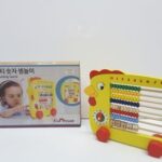 מונה עץ תרנגול עם גלגלים
