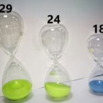 שעון חול 15 ד' בקרטון חום
