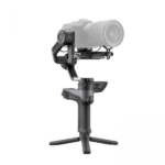 גימבל / מייצב למצלמה Zhiyun WEEBILL 2 תכונות: גימבל WB2- עד משקל 3.3 ק"ג, עם 3 מנועים משופרים, מסך מגע מפרקי "2.9, חיבור בלוטוס אלחוטי, משקל 1.43 ק"ג: WEEBILL 2 Stabilizer*1 Quick Release Plate*1 Tripod*1 Backing Base*1 Lens Support*1 USB Type-C Cable*1 Canon Camera Control Cable LN-MBUC-A02*1 Canon Camera Control Cable LN-NBUC-A01*1 Panasonic Camera Control Cable LN-UCUC-A02*1 Sony Camera Control Cable LN-UCUS-A03*1 ZHIYUN Overseas After-sales Service Card(100*100mm)*1 Quick Start Guide (International)*1 1/4-20 Screw*3 EPP Storage Box*