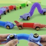 סט3 מכוניות מגנט עם קפיץ נמתח  אפשר לחבר בין הרכבים