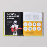 ⁦ספר לגו - The Art of the Minifigure⁩ – תמונה ⁦2⁩