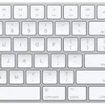 מקלדת בלוטות’ Magic Keyboard עם לוח מקשי ספרות מבית Apple